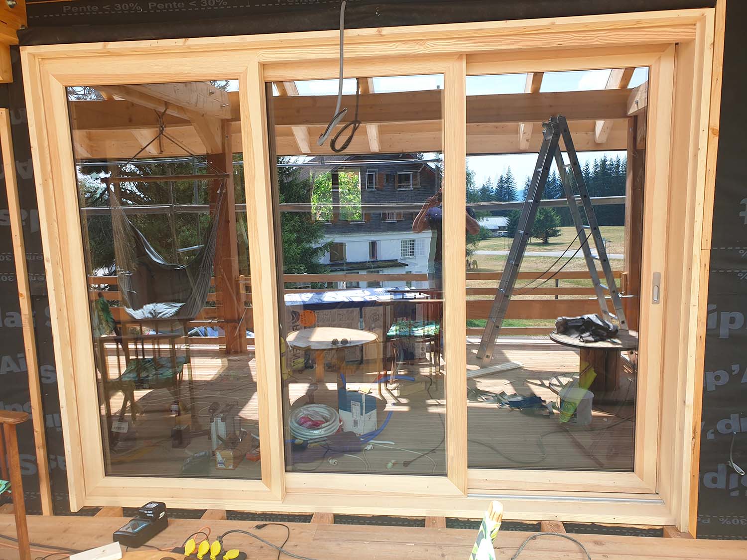 Travaux d'installation coulissant bois