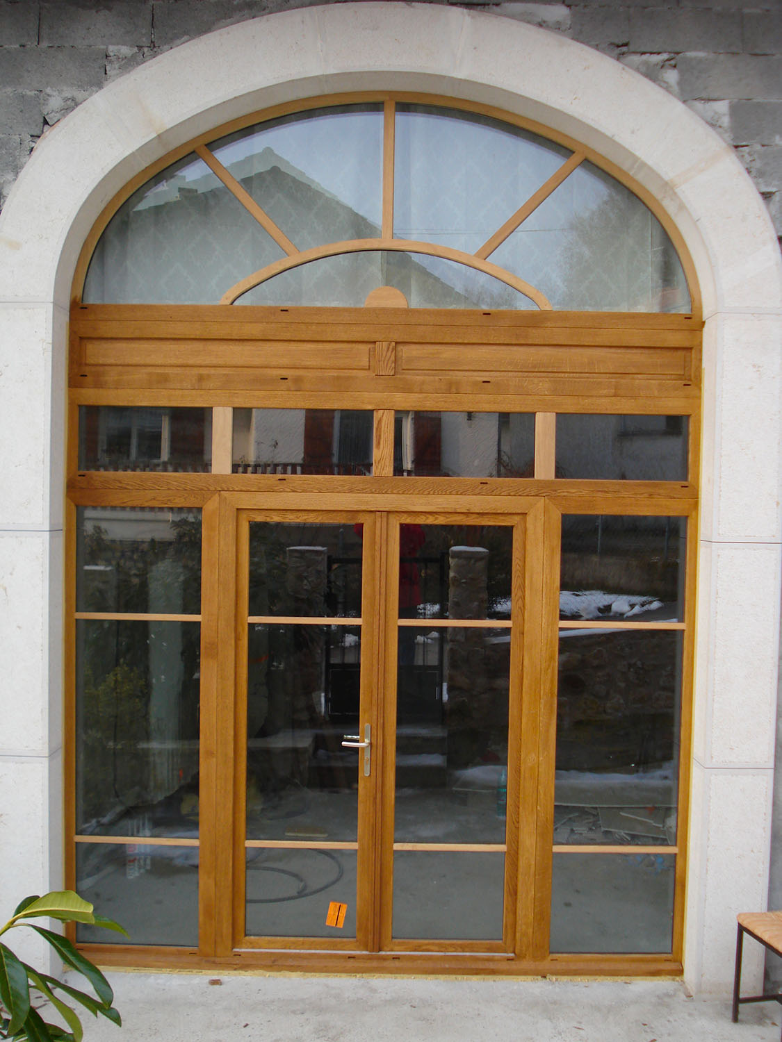 Porte-fenêtre sur mesure en Savoie