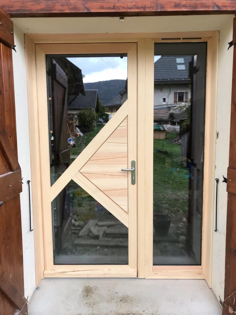 Porte en bois Arith